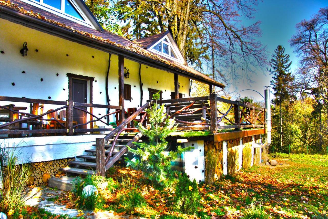 Panorama Hotel & Spa Chernivtsi Exterior photo